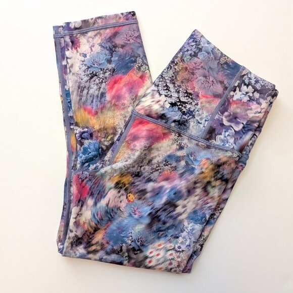 Athleta Elation Capri in Renewed Bloom Chrome Blue, Size Small - Picture 5 of 7